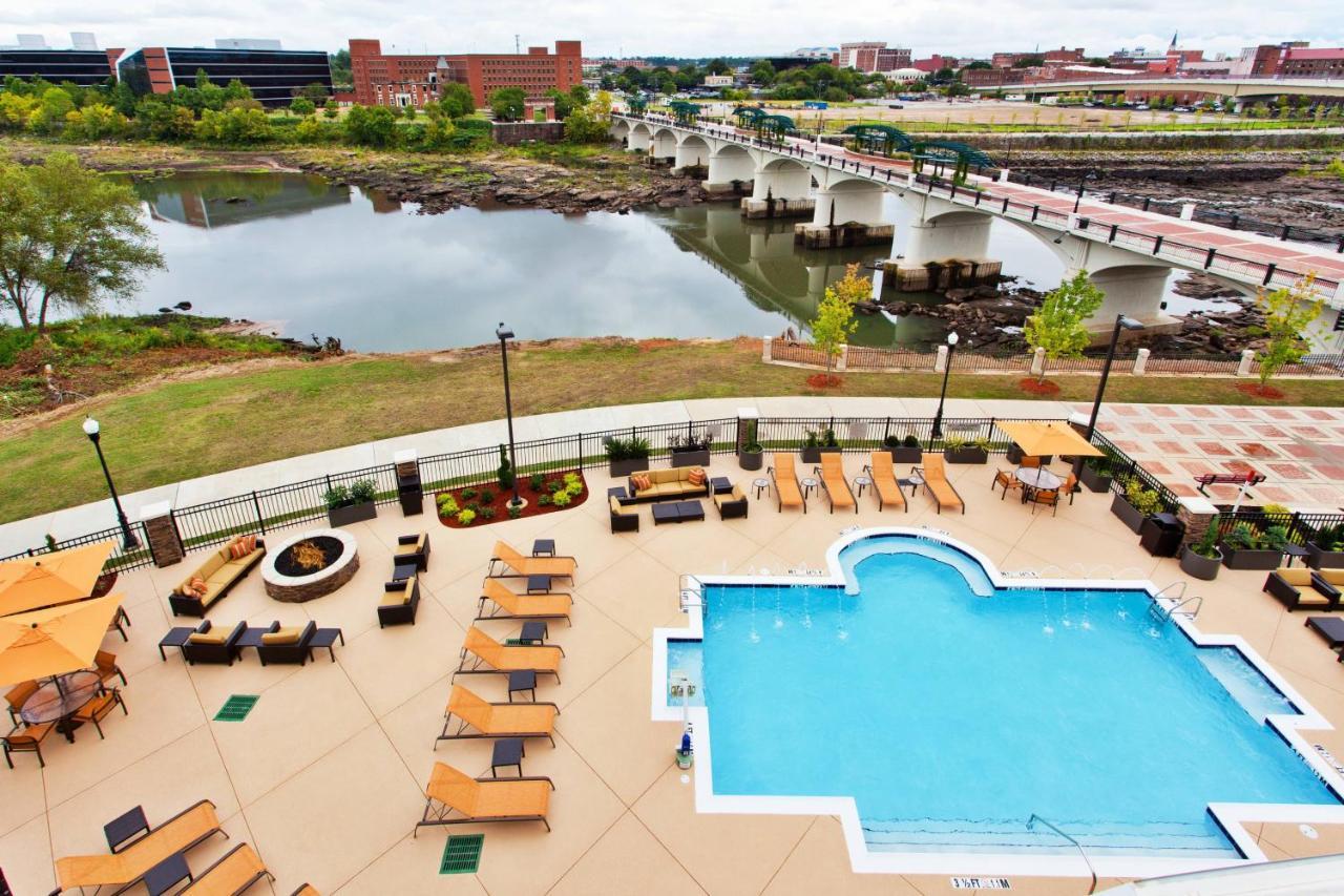 Courtyard By Marriott Columbus Phenix City Bagian luar foto