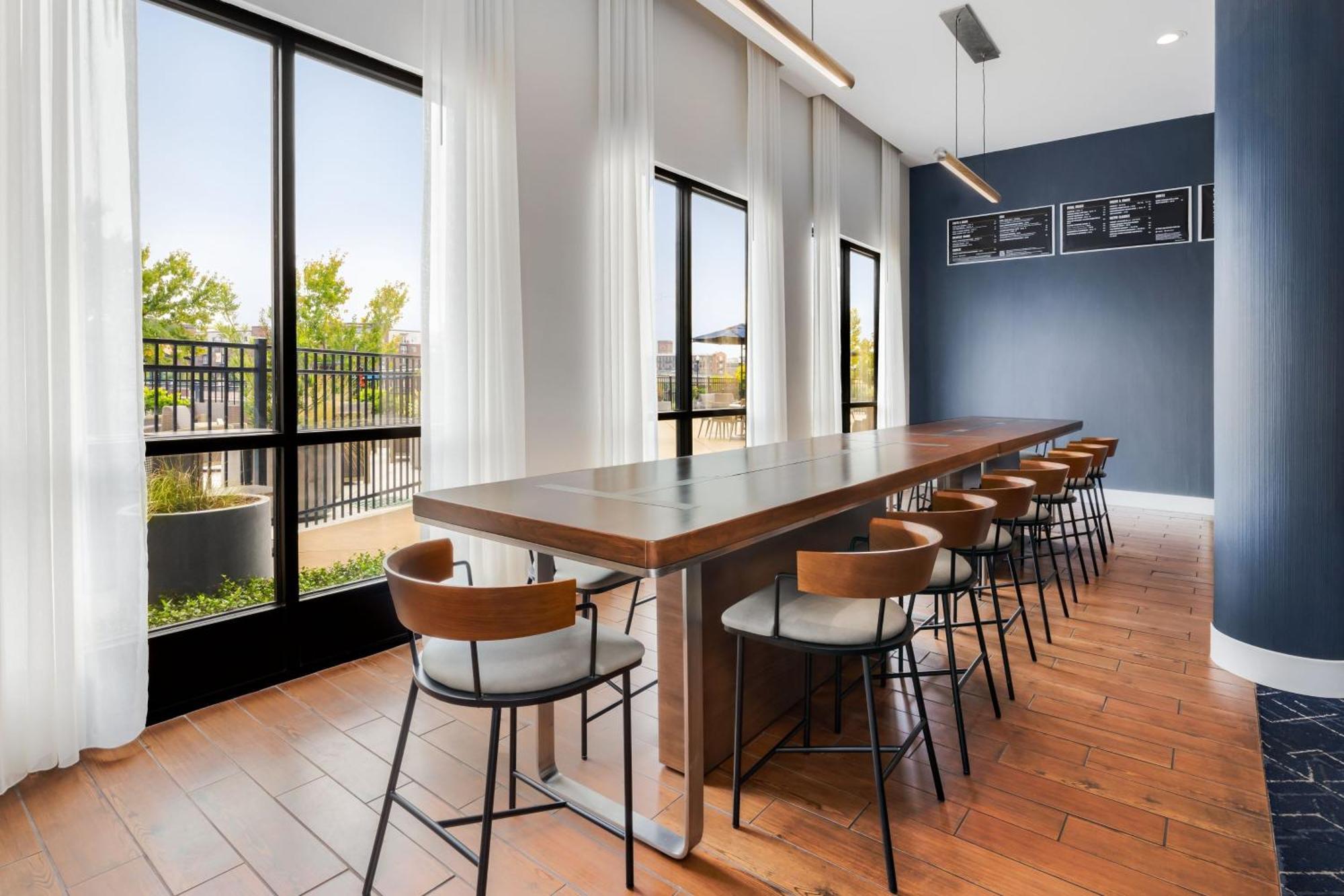 Courtyard By Marriott Columbus Phenix City Bagian luar foto