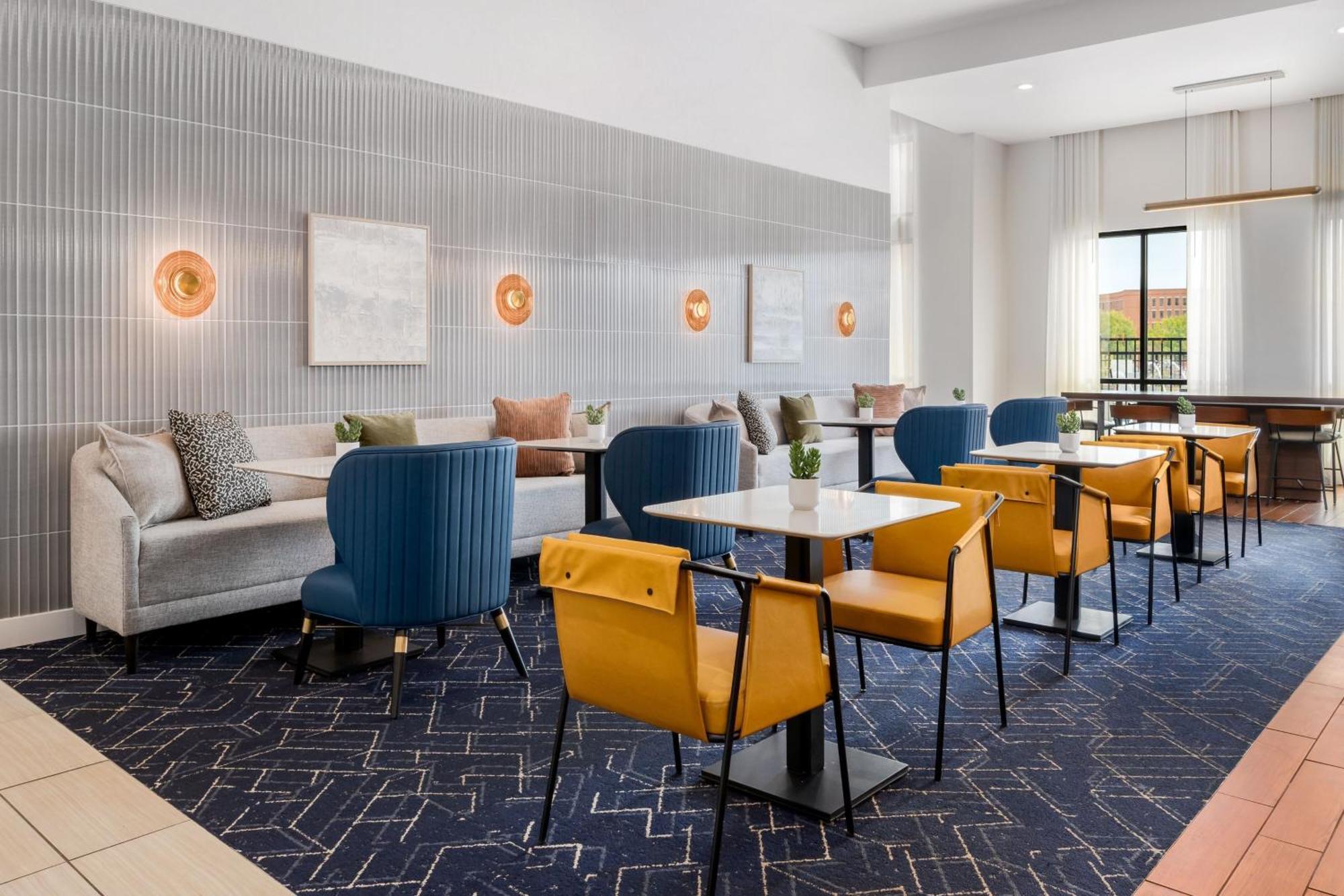 Courtyard By Marriott Columbus Phenix City Bagian luar foto