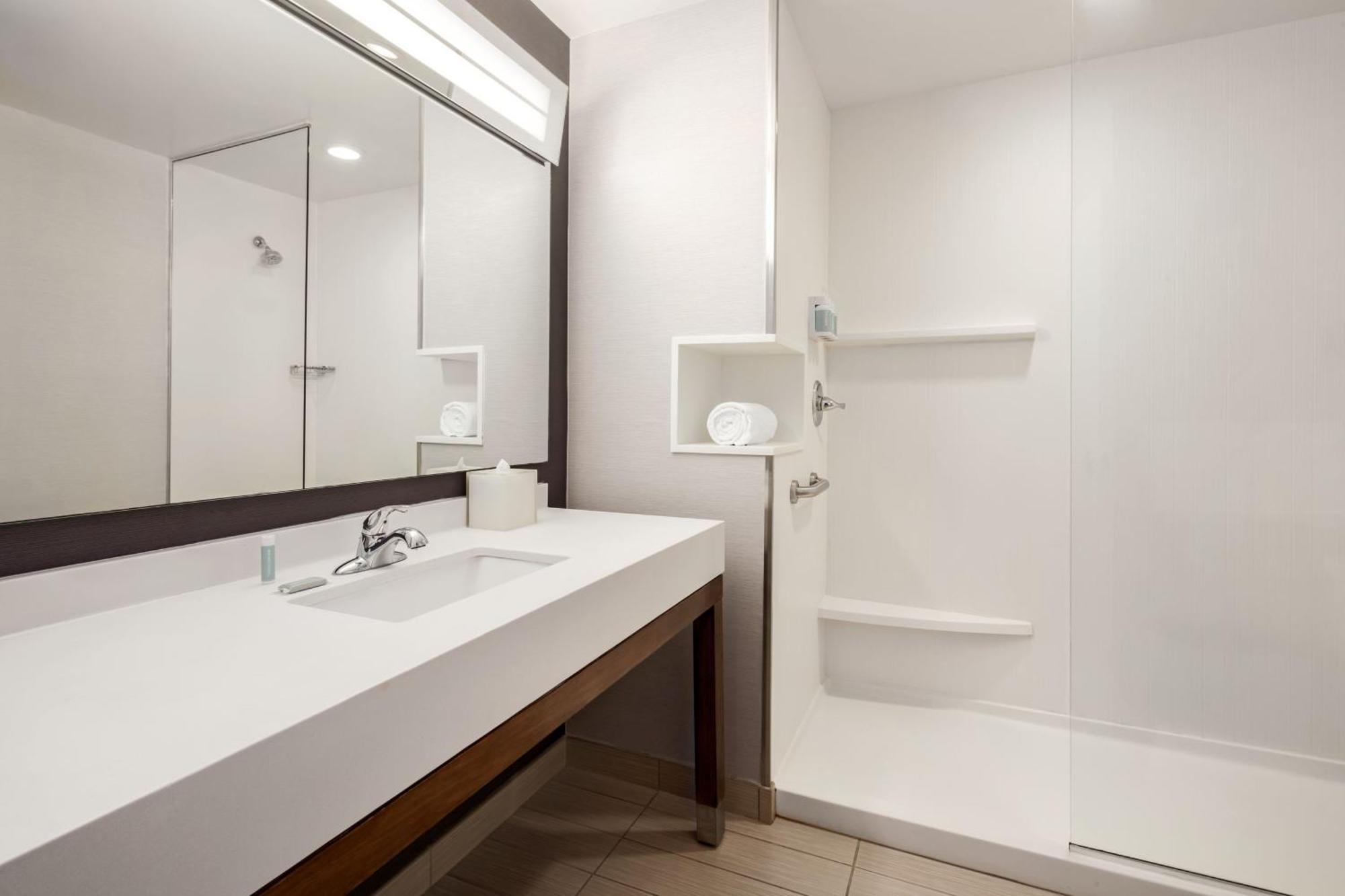 Courtyard By Marriott Columbus Phenix City Bagian luar foto