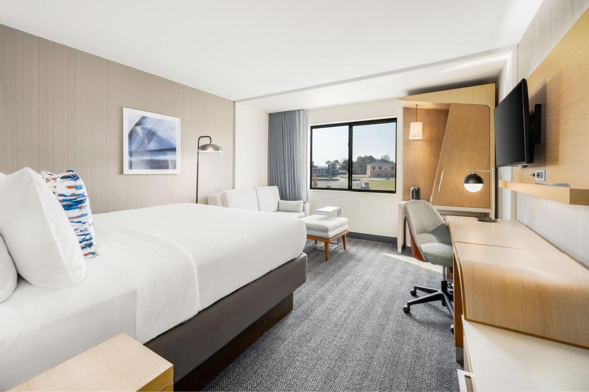 Courtyard By Marriott Columbus Phenix City Bagian luar foto